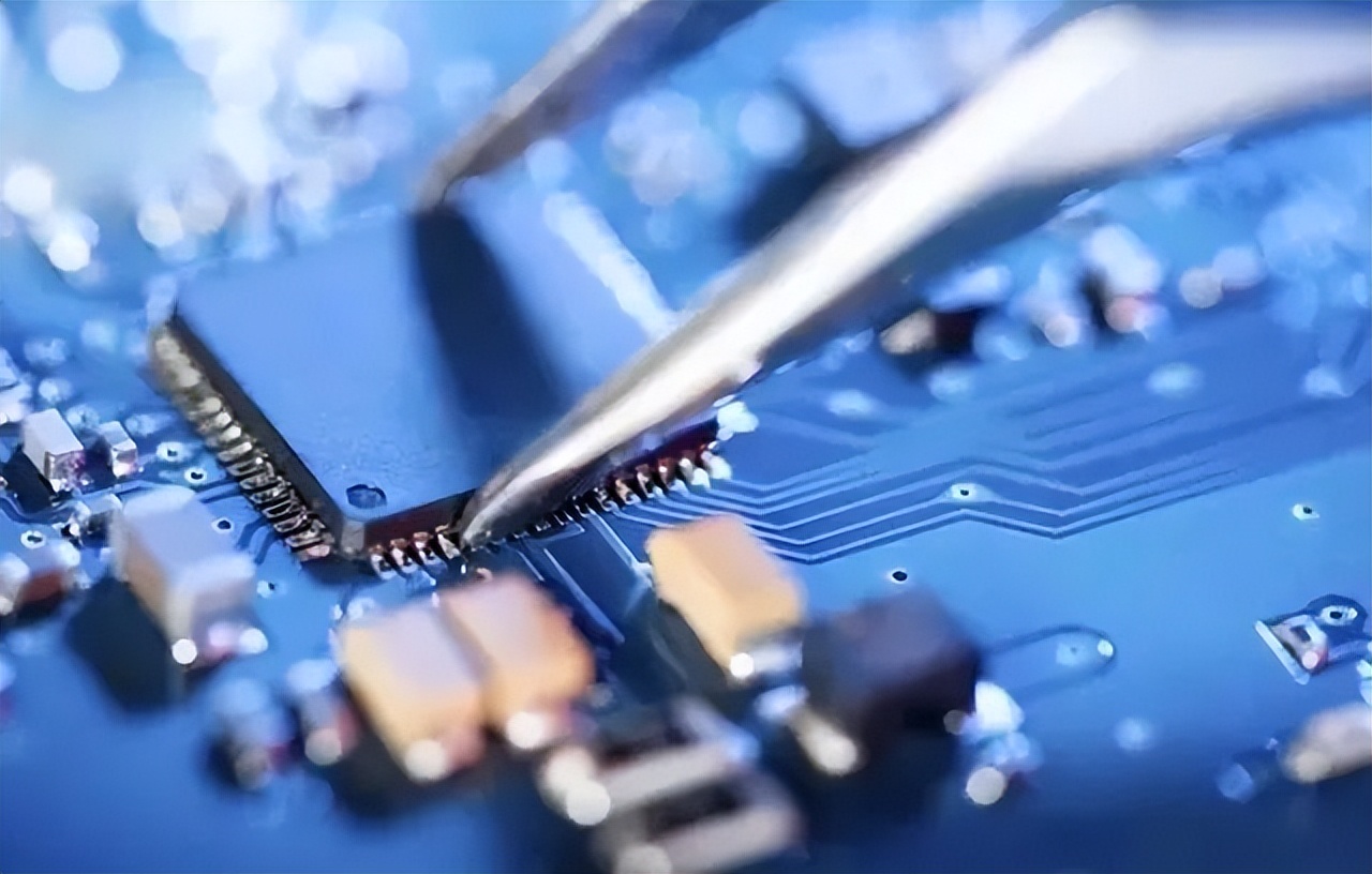 年产值10亿！江苏某地方政府成功对接新能源车载芯片扩建项目