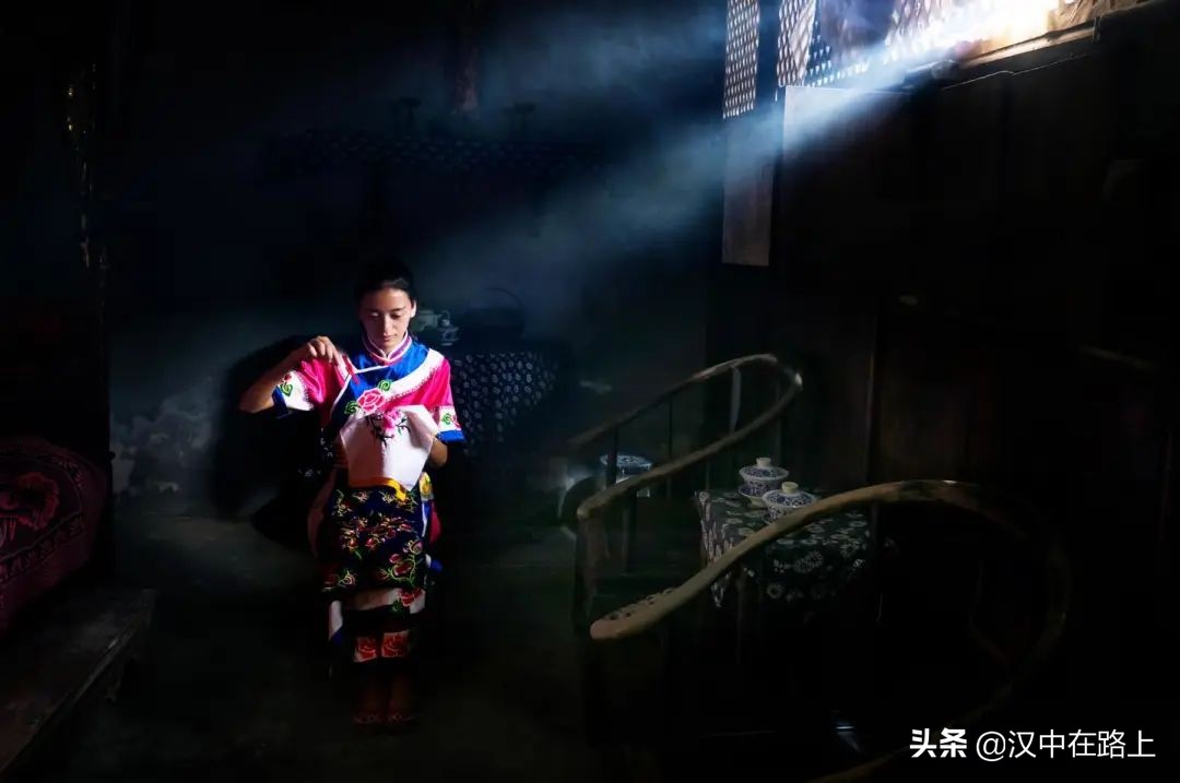 漢中羌繡——繡出云朵的民族