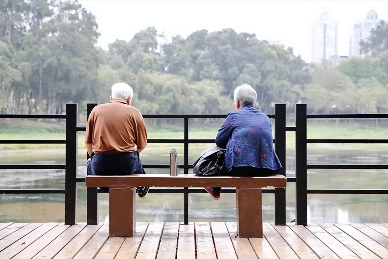 中老年人想健康長壽，生活上做好這3點，助您健康變老