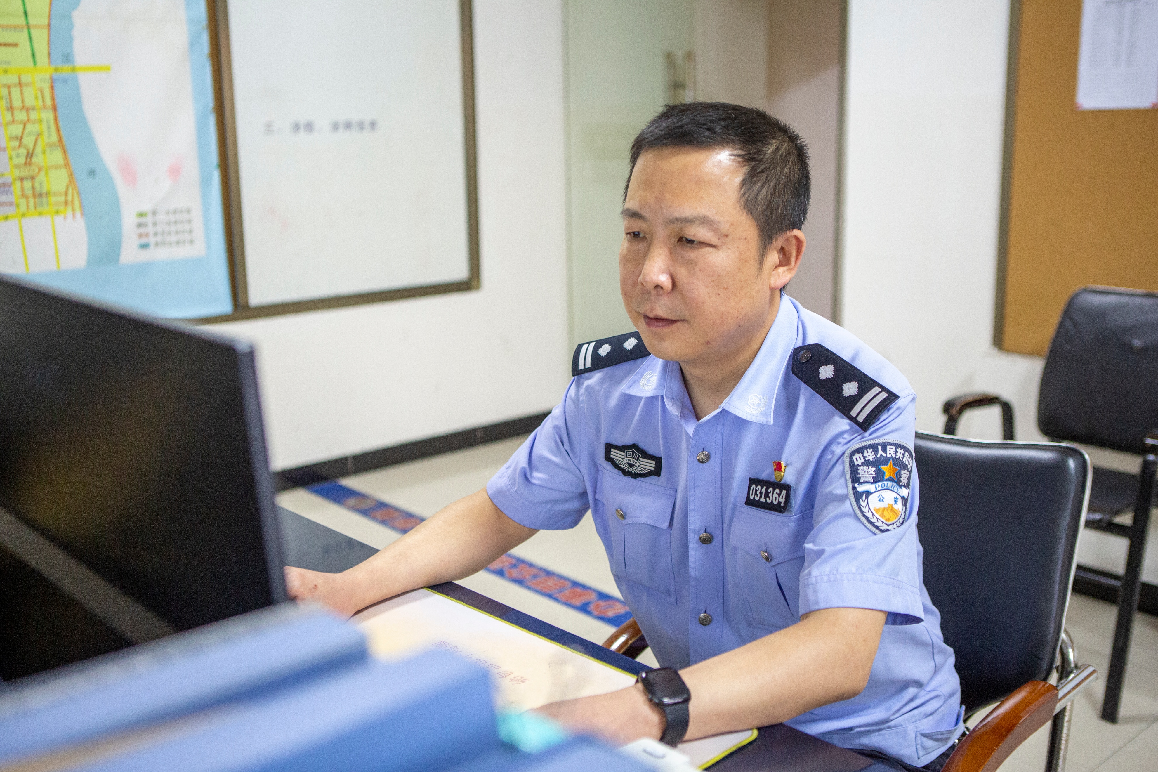 马海琦：根植一线守护平安 公事家事担当尽责
