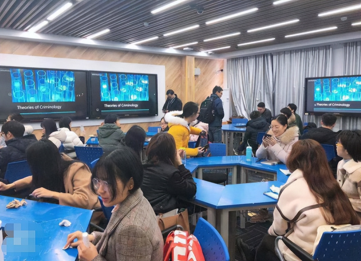 2022考研大数据出炉，导师吐槽男生难招，研究生院宛如“女儿国”