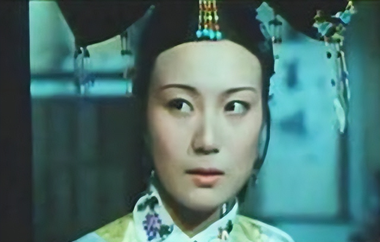 演员陈烨：巅峰时赴美留学，嫁美国丈夫生二子，如今她值得吗？