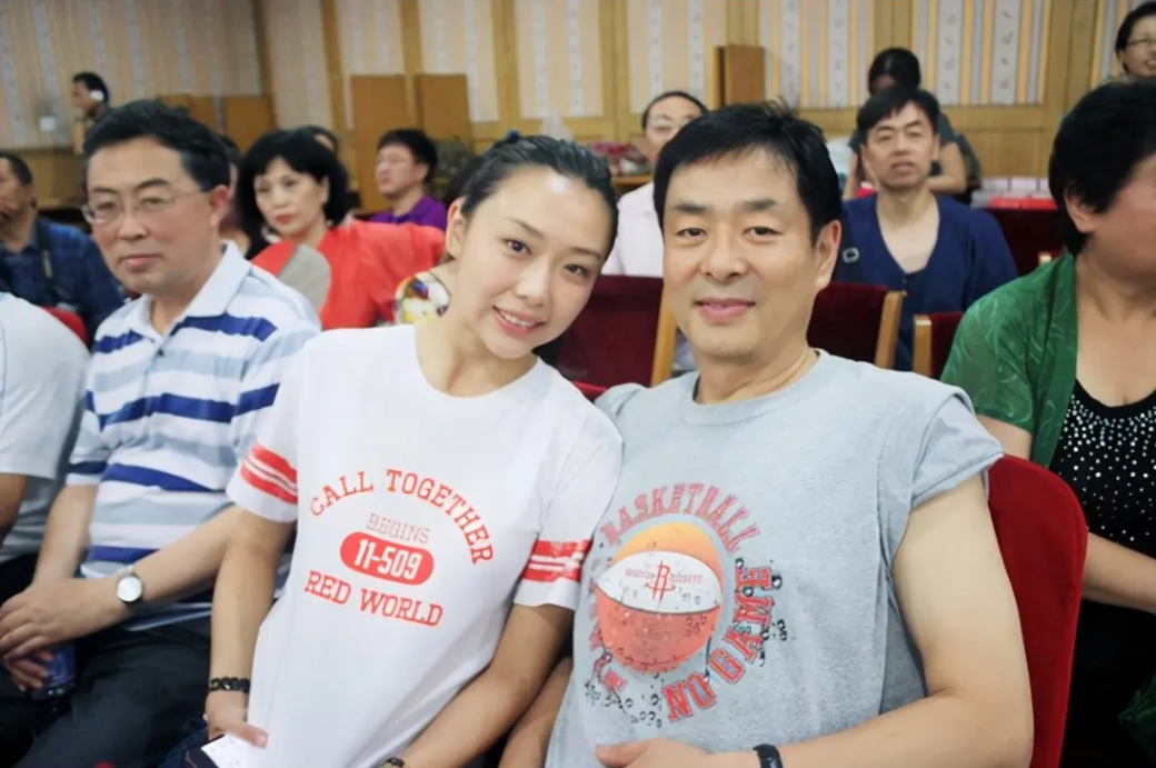 “感动中国人物”濮存昕：好人没好报？69岁照顾母亲至今不敢老去