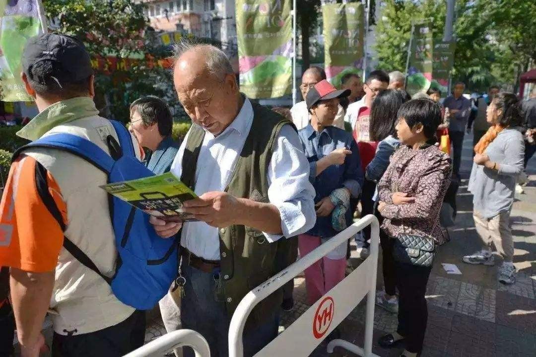 又一保健品公司“暴雷”，10元“糖果”卖出200，骗子一年赚上亿