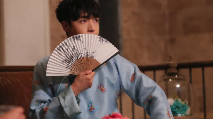 “气质不行”别穿长衫！这12位民国贵公子，完美诠释什么叫儒雅