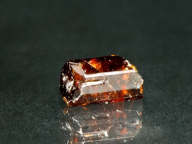 世界上排行前九的珍贵宝石，钻石没有上榜，“海洋之星”只排第八