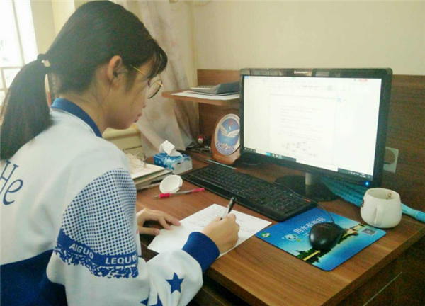 中小学寒假新通知：“违规补课”记入个人诚信档案，直接影响考公