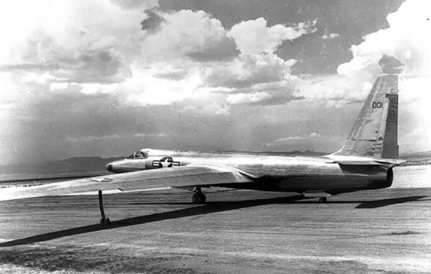 1974年，一只直径15米的间谍气球飘到河北，总理下令：务必击落