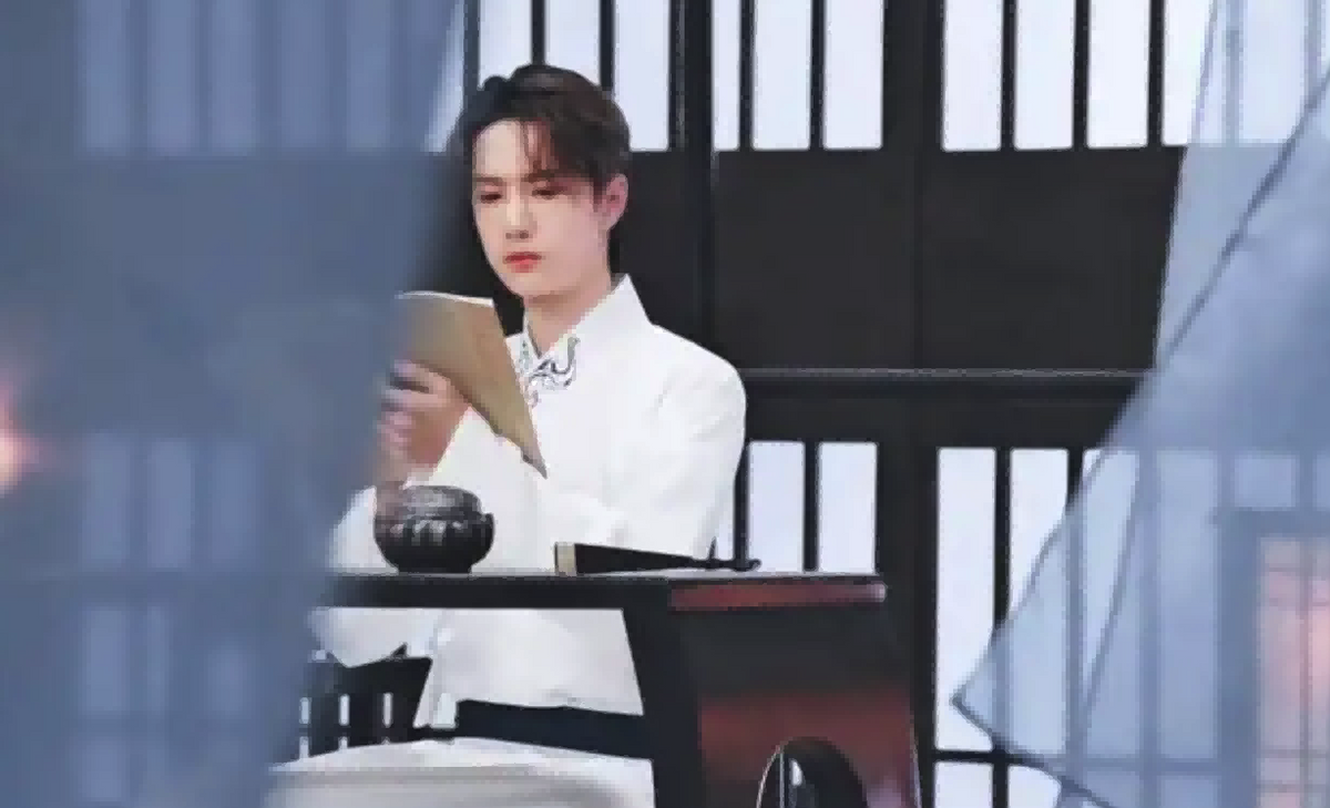 “气质不行”别穿长衫！这12位民国贵公子，完美诠释什么叫儒雅