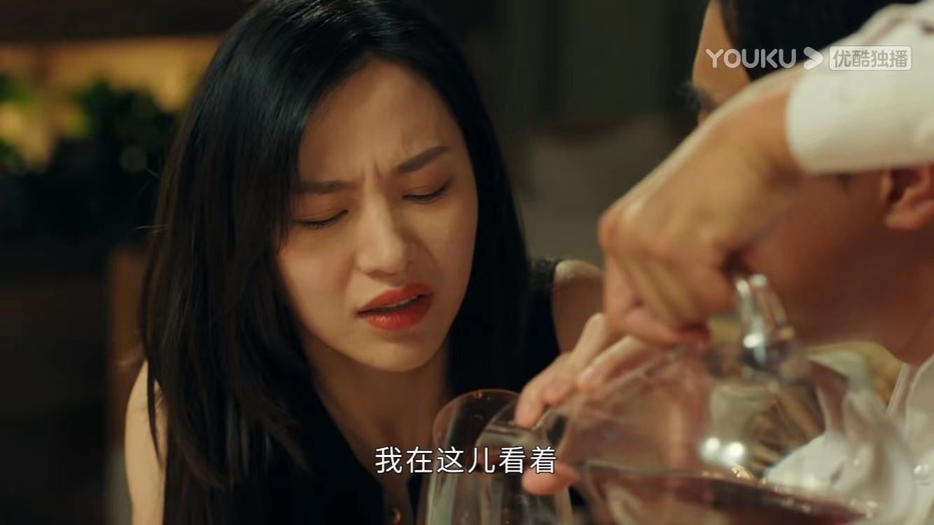 女心理师：被上司醉酒性侵的李薇，穿着暴露，是原罪还是借口？