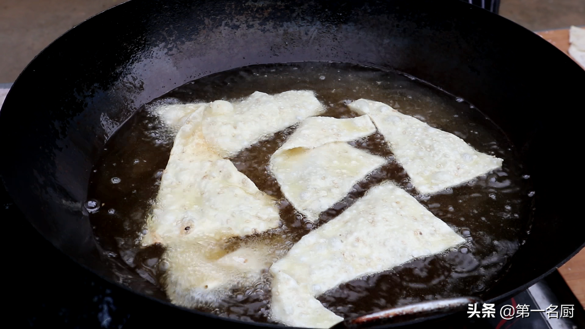 面食做法大全带图解,过年油炸面食做法大全带图解