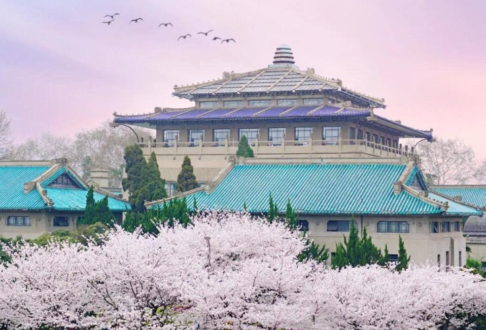 国内十大最美校园名单出炉，学校也开始拼颜值，学习生活两不误