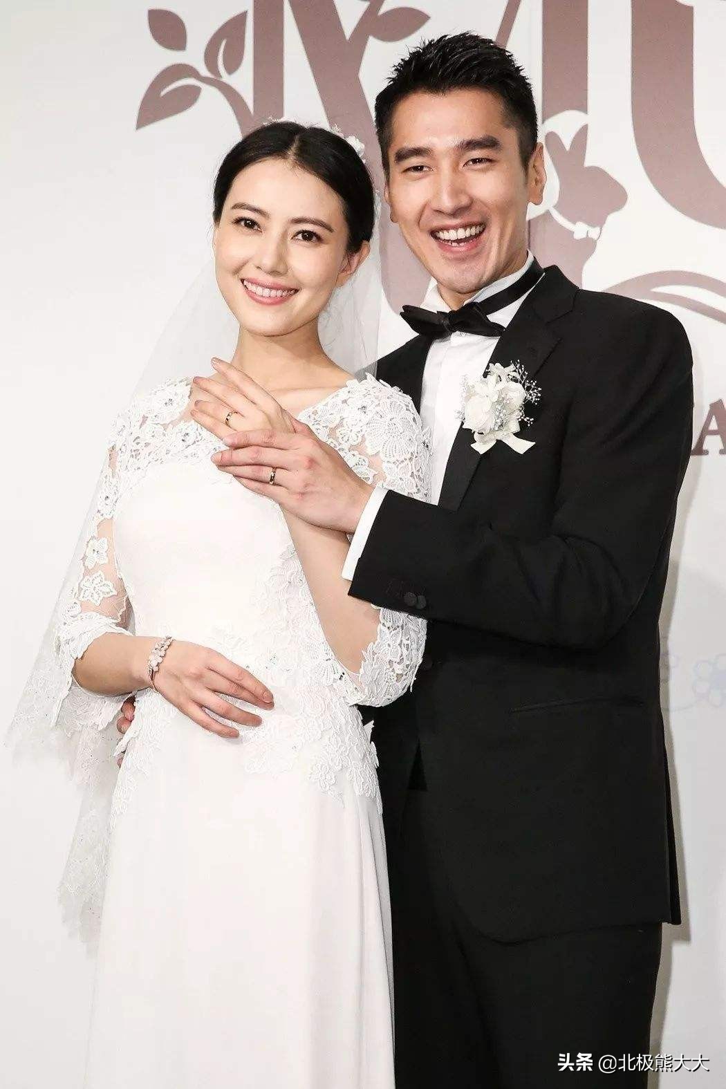 “双面玉女”高圆圆：人前清纯，人后疯狂，混乱情史让人一言难尽