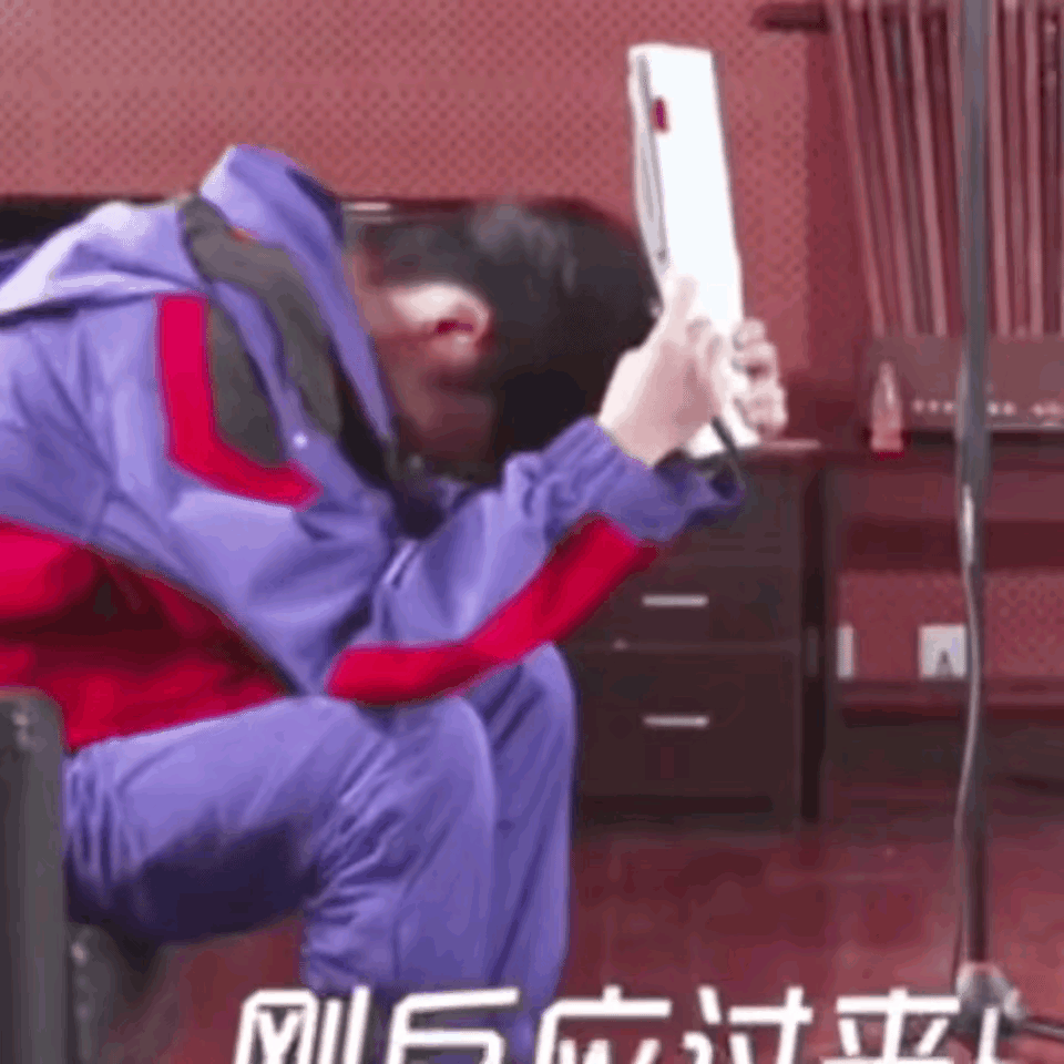 肖战各种深入人心的笑容，尤其是害羞时的笑，看不够啊