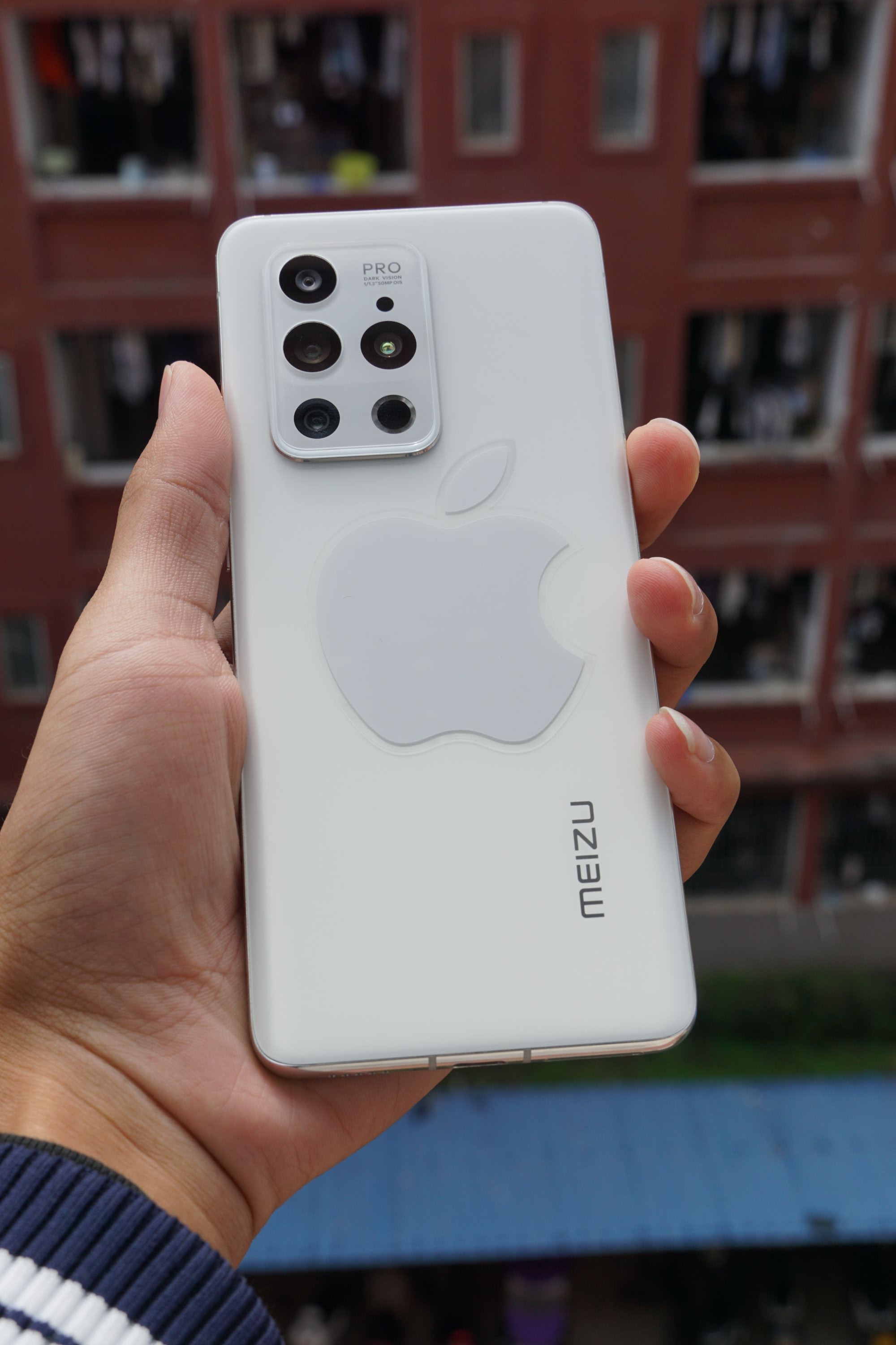 小米首发IMX989确是“无裁切”一英寸大底，盘点国产手机CMOS尺寸