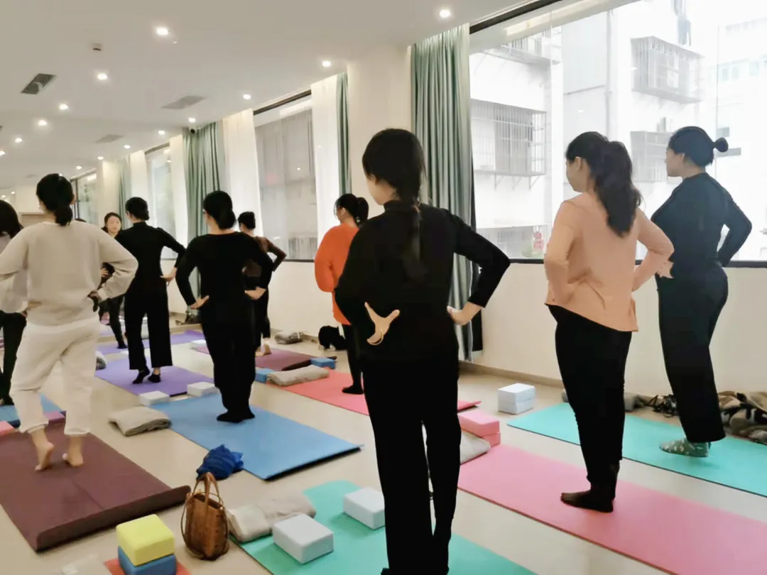 「瑜伽·致爱」孕育生命的过程,虽忐忑,也温暖
