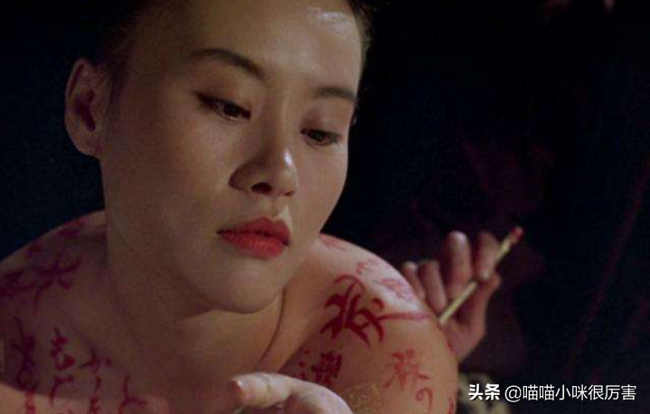 上海美女邬君梅：没孩子成丁克是遗憾，与继女亲密无间是模范继母