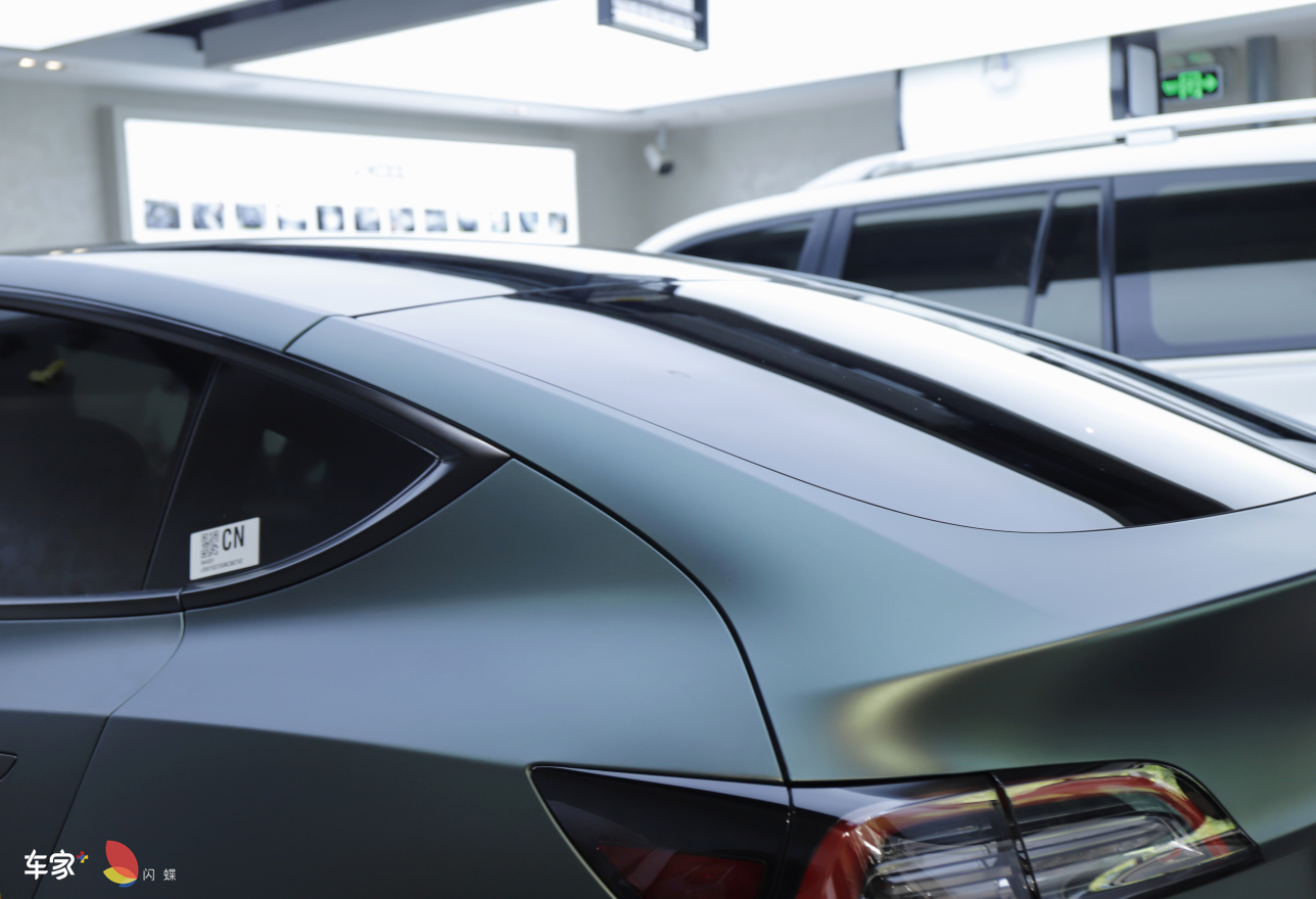 太喜欢这个颜色了，一张都没删，特斯拉ModelY 幽灵金属墨绿