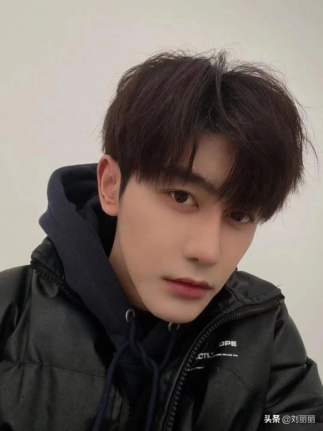 飞机头发型图片(14款高人气男发,流行又帅气,是年轻男士的最爱)