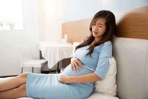 产后女性腰右侧疼痛原因分析及与麻醉关系探讨