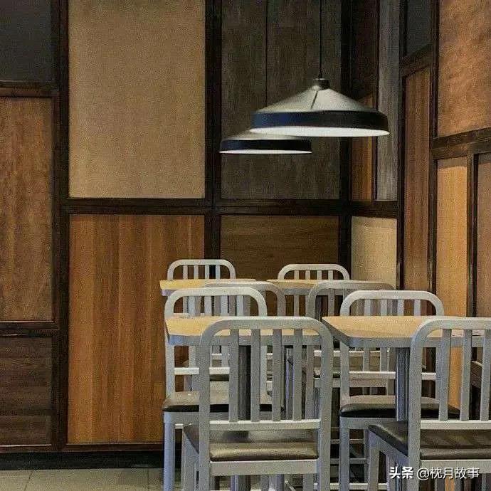 句子库‖你的过去我来不及参与，你的未来我奉陪到底