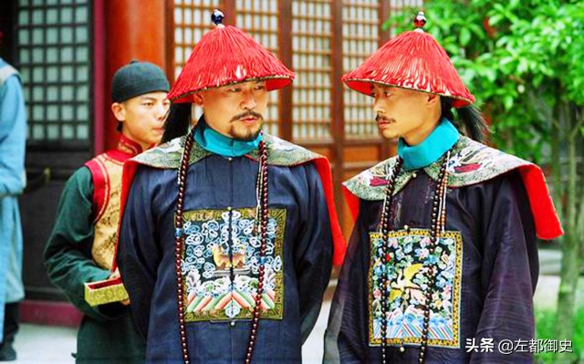 除了张英、刘统勋父子外、清代汉臣中父子皆为宰相的仅有两家