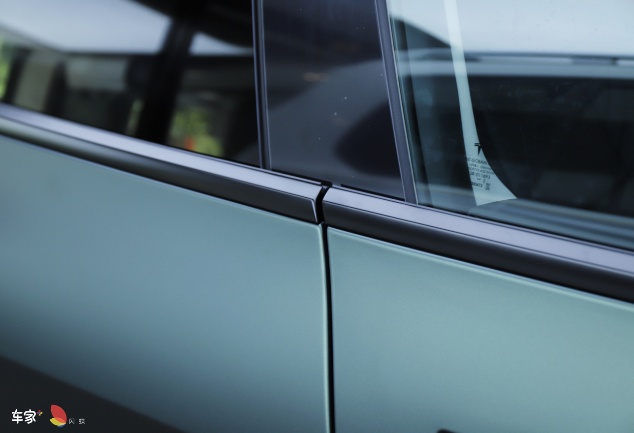 太喜欢这个颜色了，一张都没删，特斯拉ModelY 幽灵金属墨绿