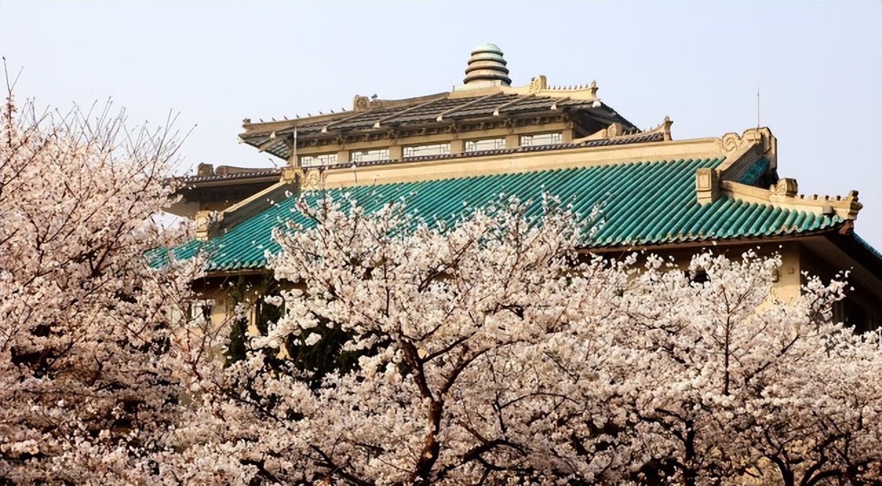 全民公认的中国八大最美高校，你的学校上榜了吗