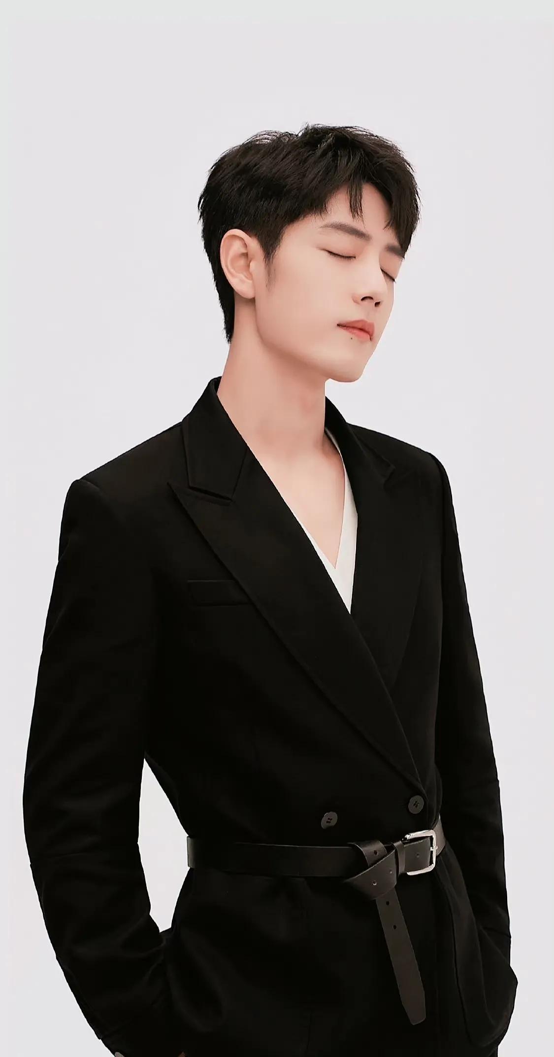 「肖战图集」帅气得超过1005分