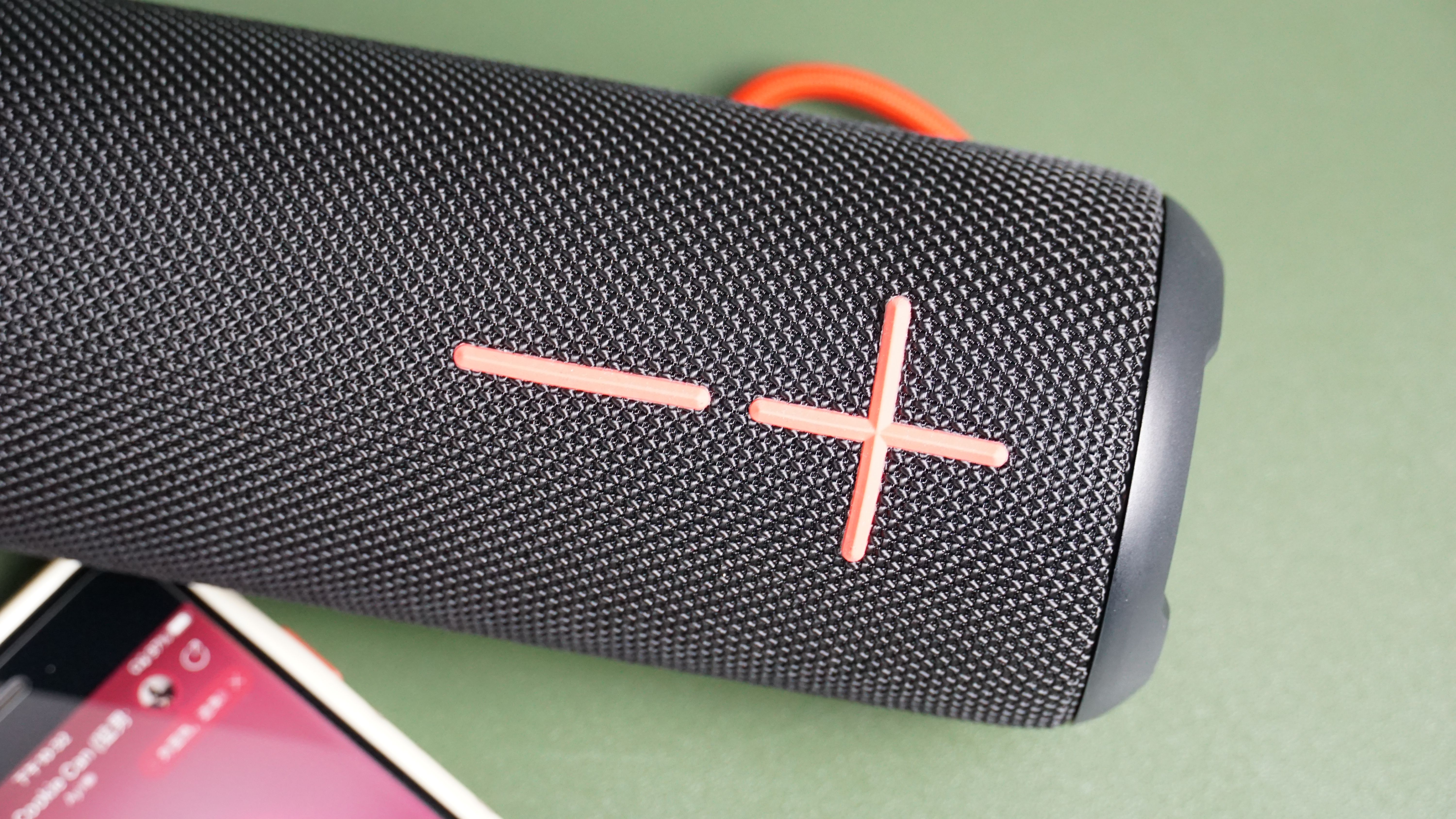 IPX7级防水，环绕立体声Sanag M12S Pro音箱表现出色