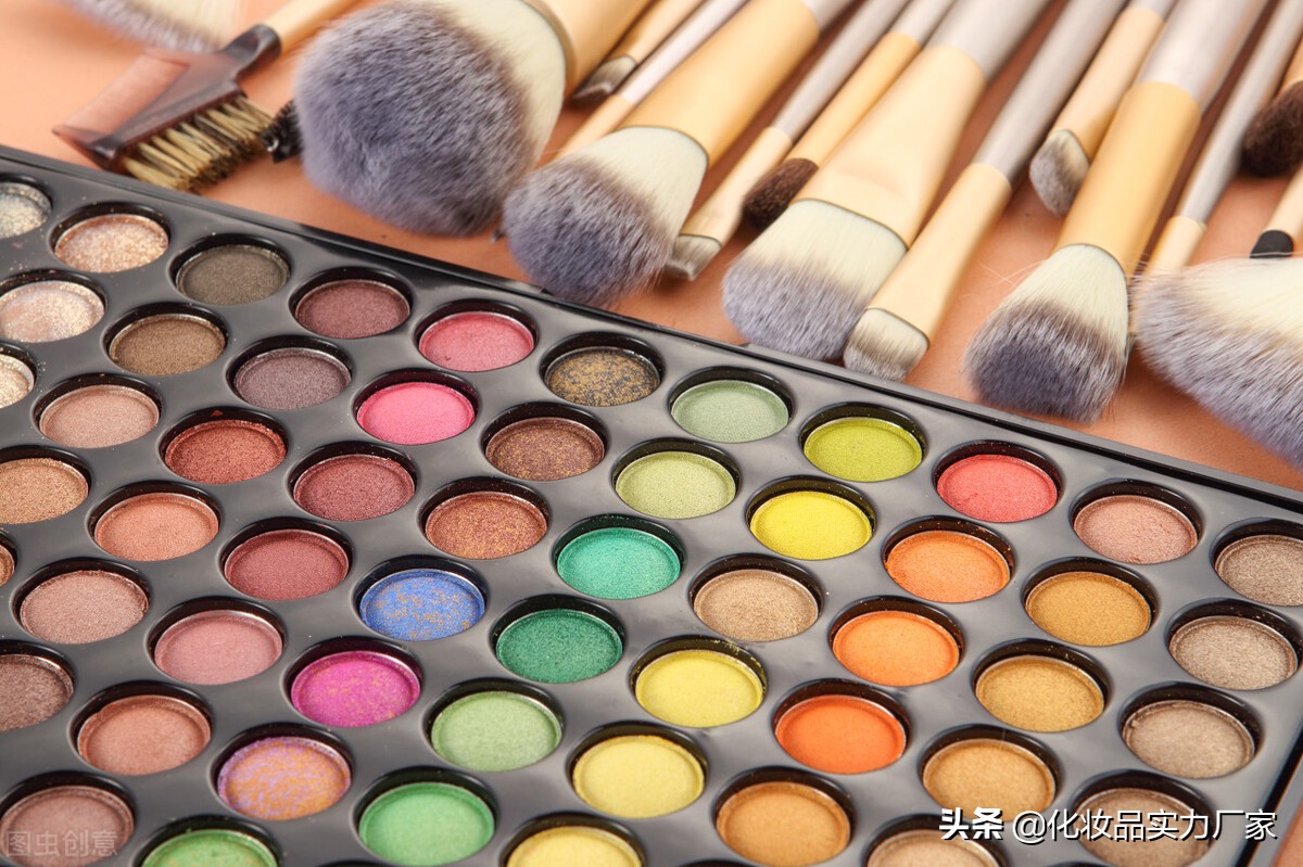 淘宝上化妆品的旗舰店可靠，还是京东的好一点？