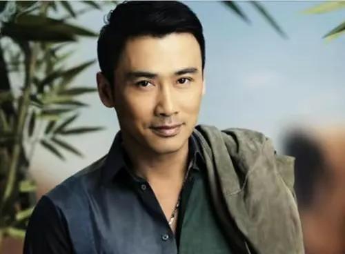 演员柳云龙：开过公司，经过商，娶大学同学，相爱20年零绯闻