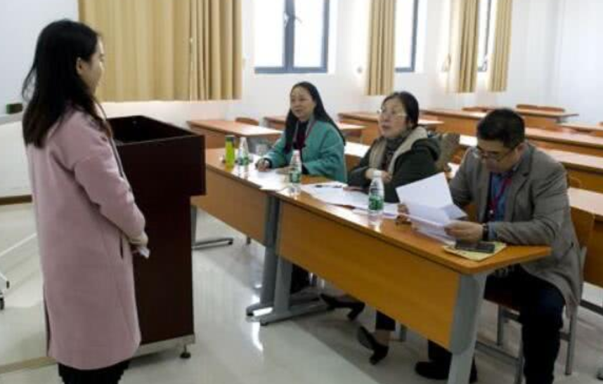 1所被张雪峰带火的大学，成大众口中的考研“备胎”，有苦说不出