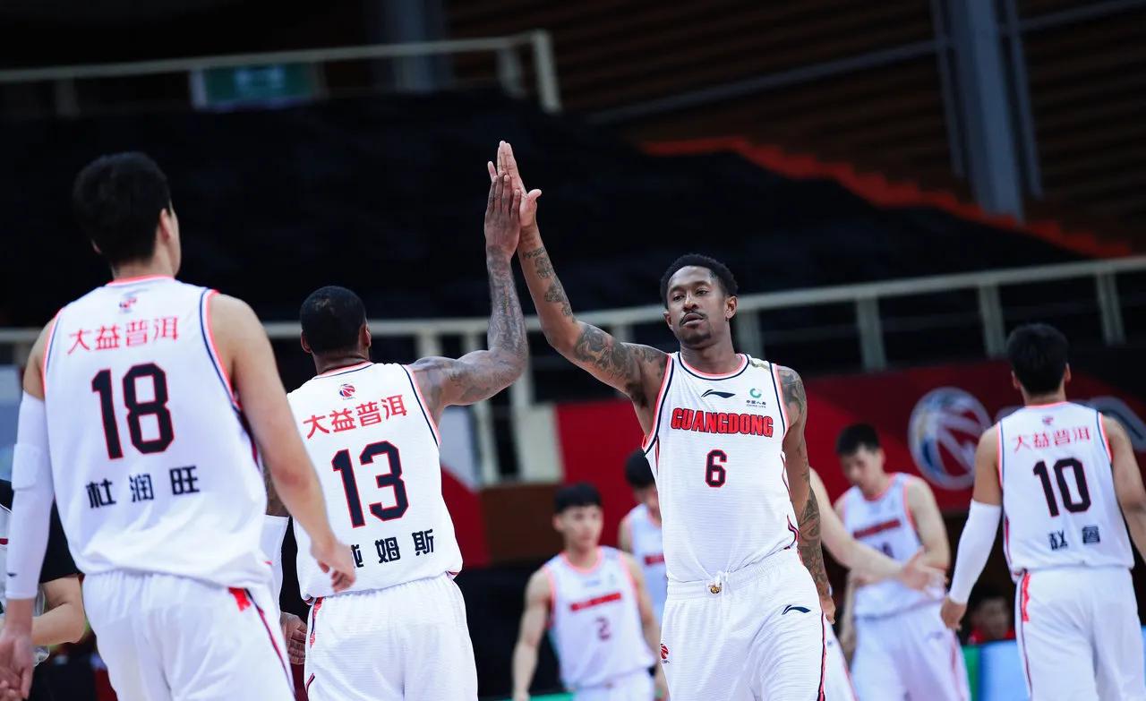 马尚为什么在nba上淘汰(为何马尚回归广东队冠军就稳了，外援真的那么重要吗？事实骗了你)