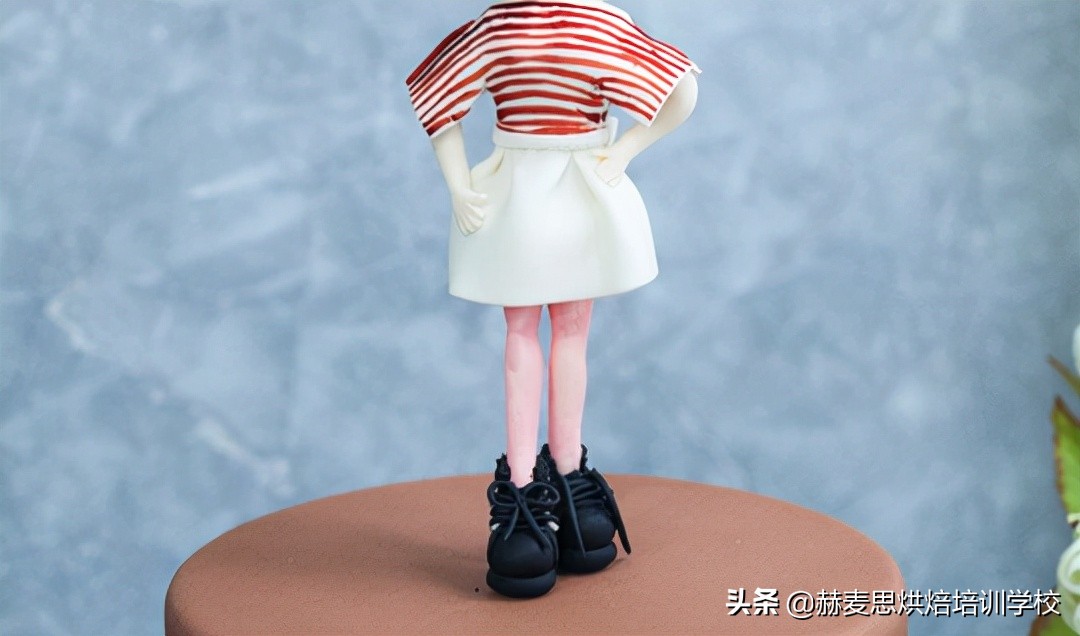 赫麦思烘焙培训班 翻糖蛋糕入门课程