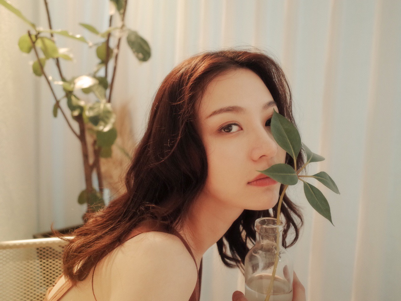 曾被称为“北大史上最牛校花”，逐梦演艺圈6年，她资源差还不火