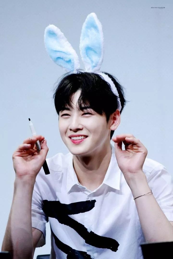 精选男明星壁纸合集｜秦霄贤｜白敬亭｜胡歌｜车银优｜陈立农