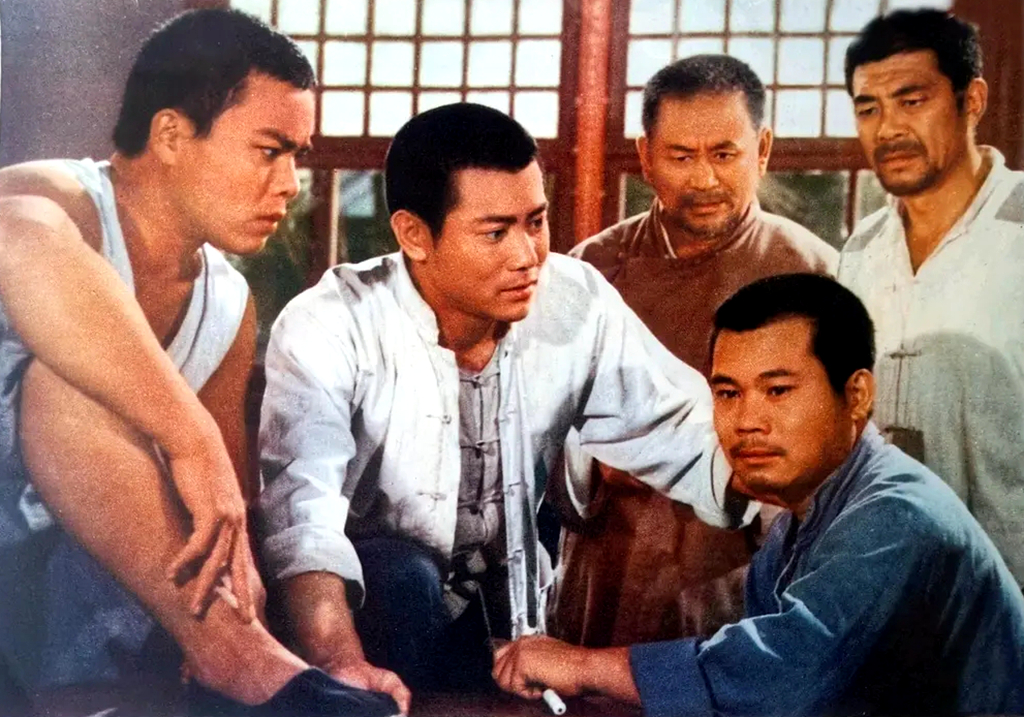 《金光大道》上映47年,多张主演张国民,王馥荔的合照曝光,罕见