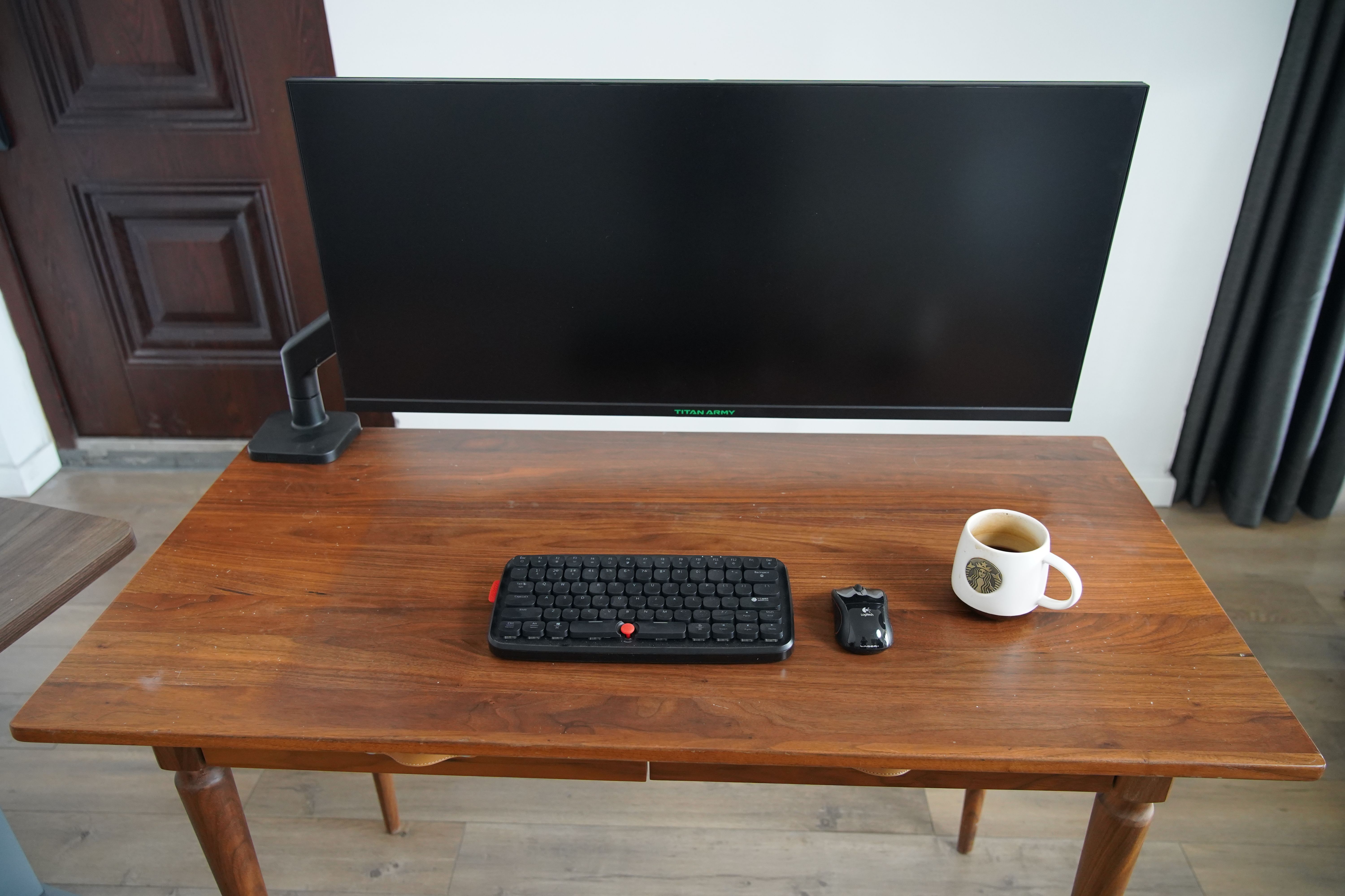 不同尺寸桌面选多大显示器合适?miniled是最好选择吗?