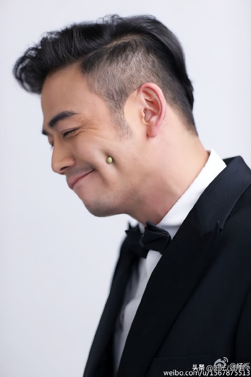 初见时青葱少年，再见时“人间油物”，这6位男星集体把路走窄了