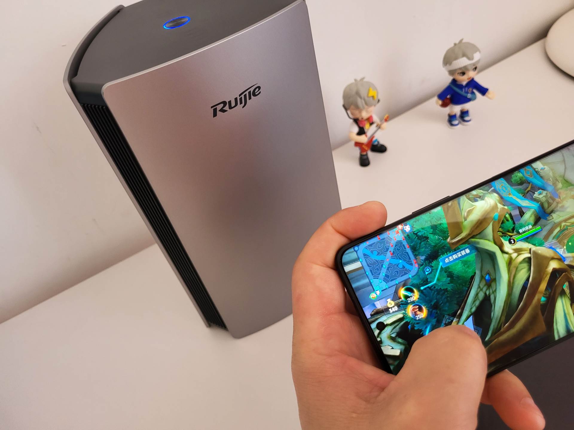 多层户型WiFi信号差？试试锐捷星耀M32，轻松穿楼板