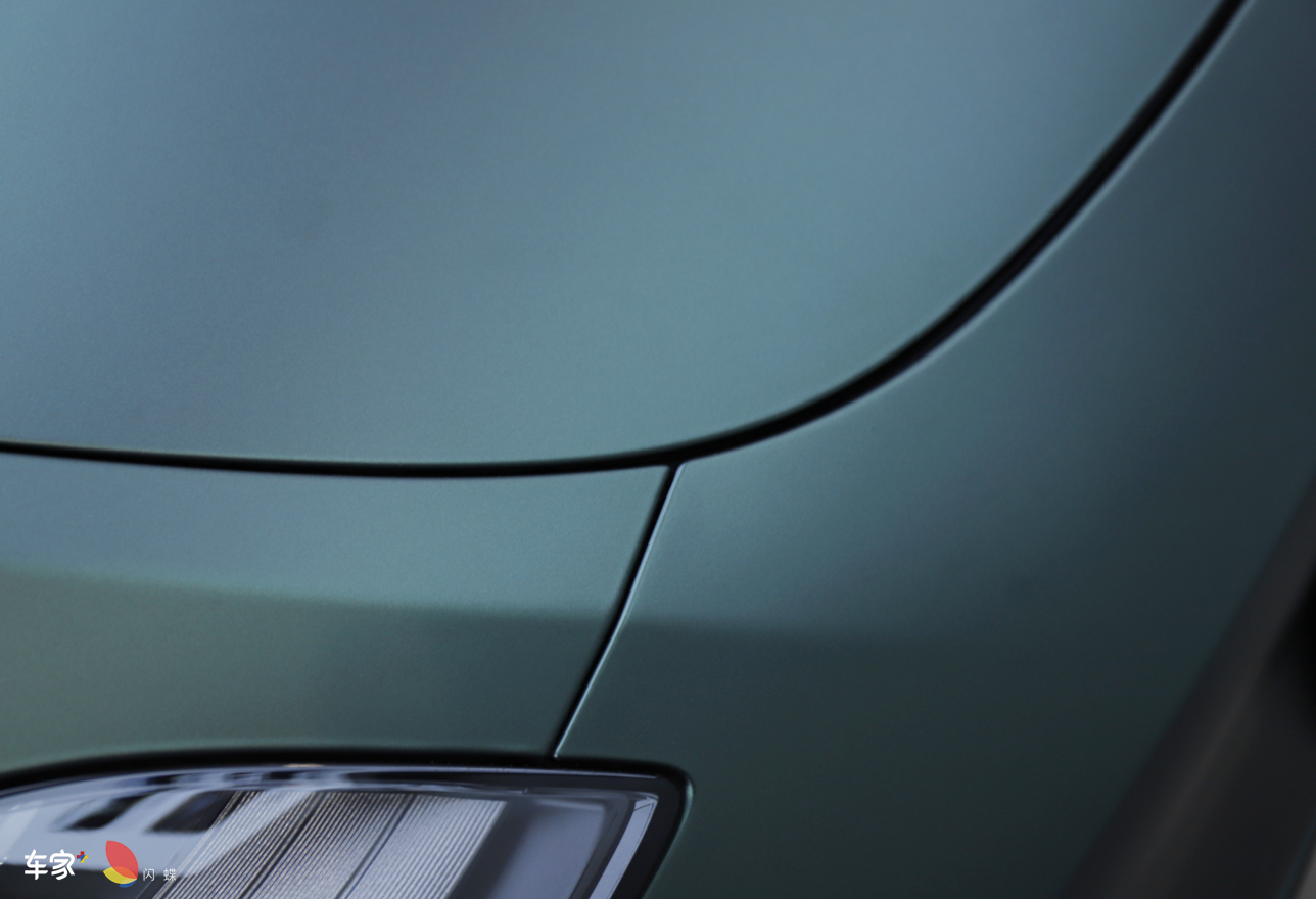 太喜欢这个颜色了，一张都没删，特斯拉ModelY 幽灵金属墨绿