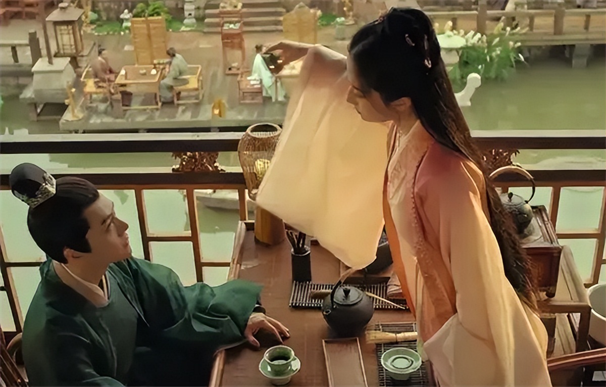 《梦华录》中宋人做生意风气盛行，女子抛头露面，他们那么自由吗