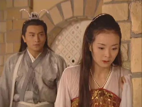 《武林外史》白飞死后，宋吐血出家，他比移情别恋的沈浪更有深情。