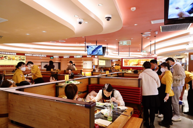 �ı�����ҵ�ġ���Ʒ���塱�ù˿ͻع��й��˳Է���ζ��