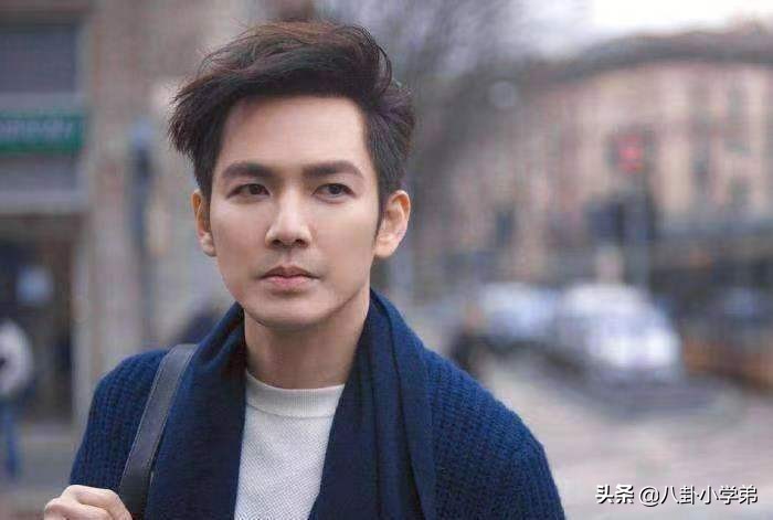 “冻龄男神”都是假的！脸肿僵硬、笑不出来，不服老是真的不行