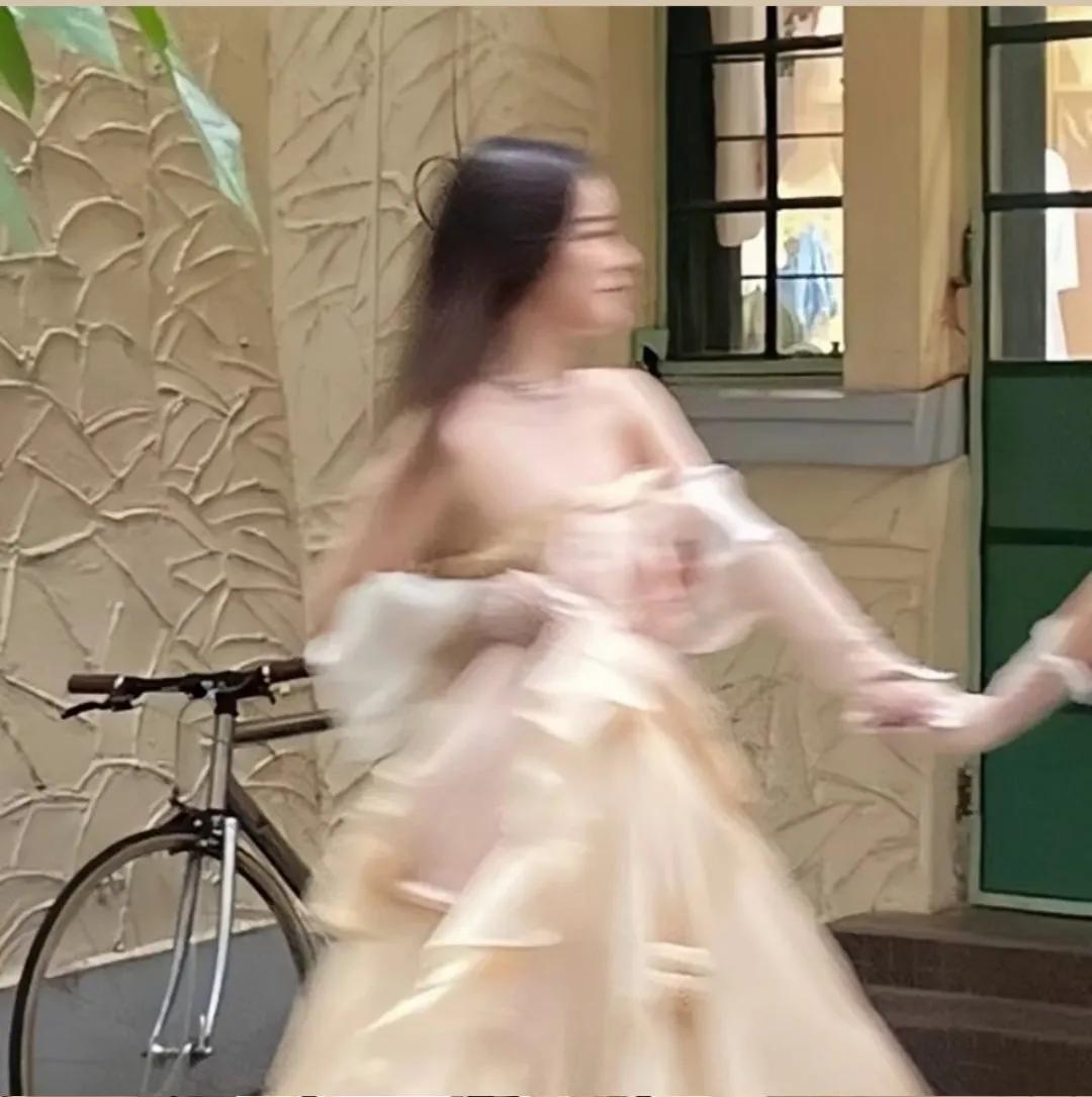 文案‖“直到那朵花枯萎了 你才知道爱要及时"