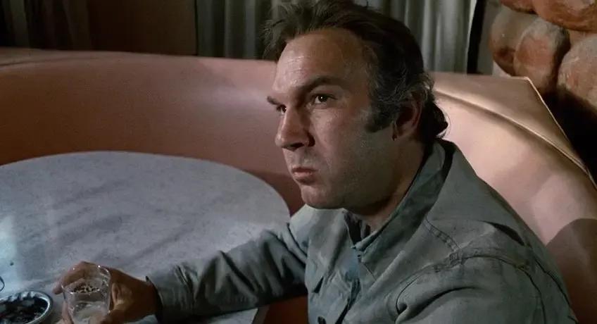 两个破车，一个天才 斯皮尔伯格的处女作电影《决斗》