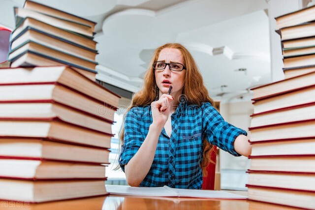 高考英语短文改错试题的发展历程与命制探讨