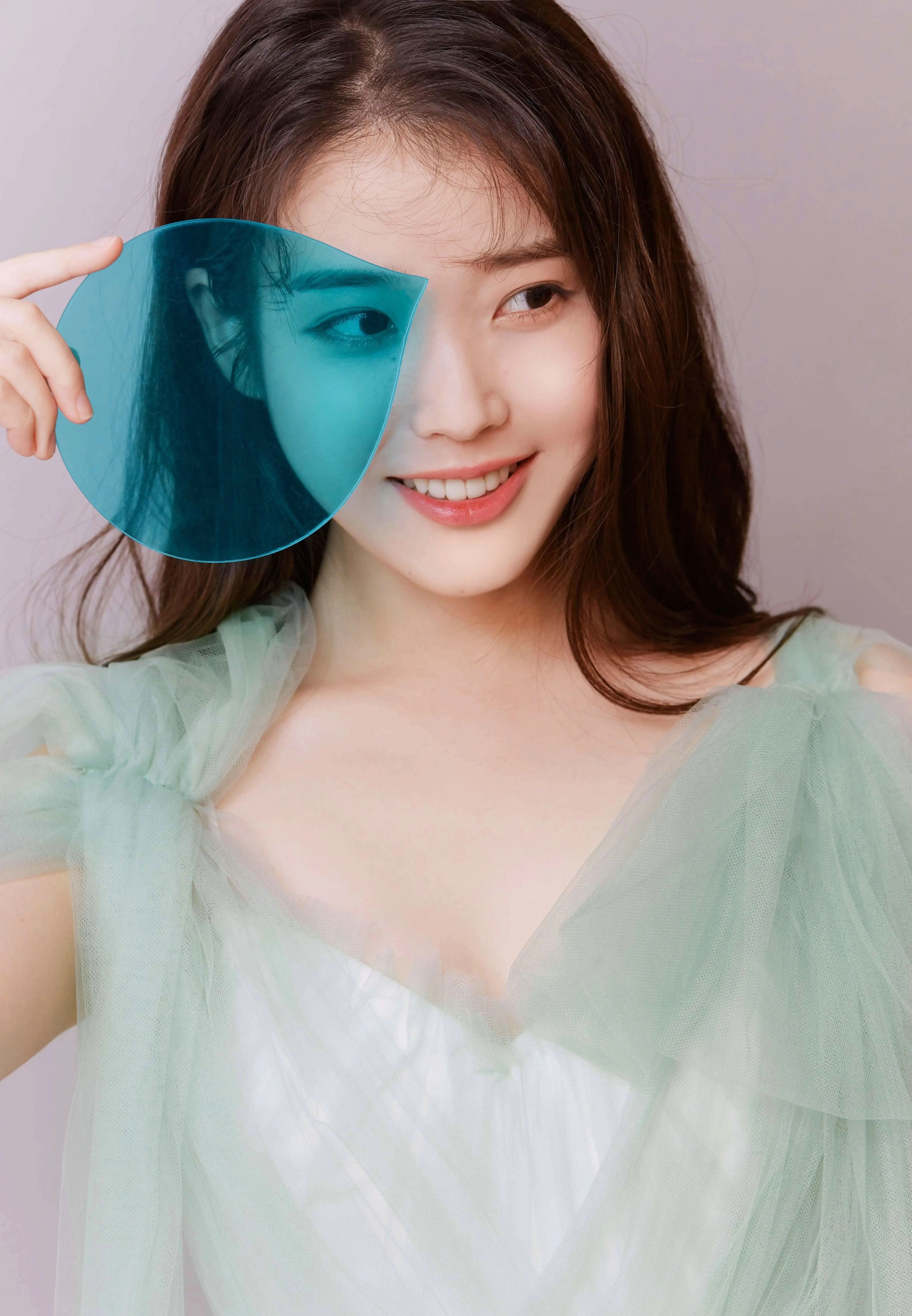 李知恩｜高清壁纸｜五官很平凡整体却很惊艳